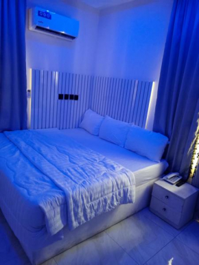 Bott Apartment